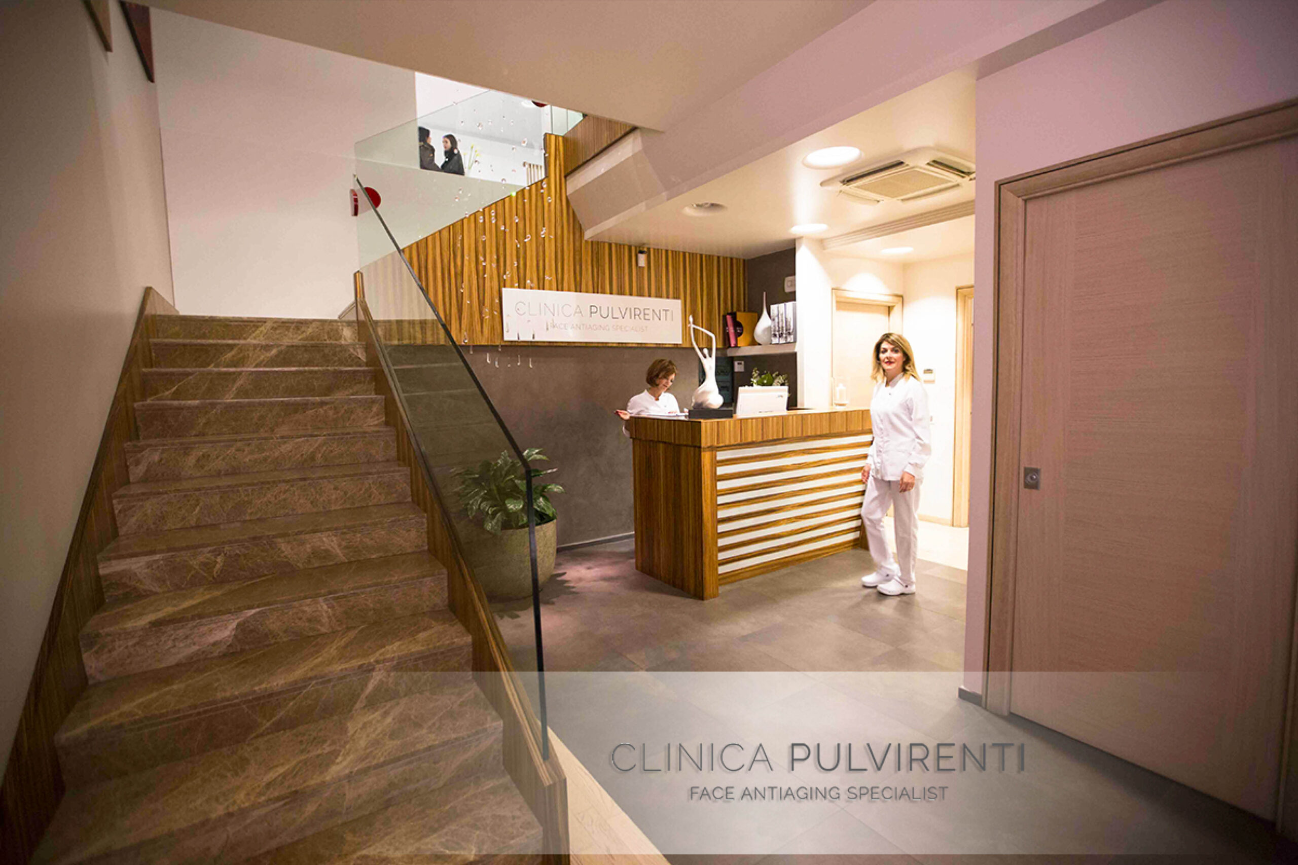 Clinica Pulvirenti - aesthetic treatment table